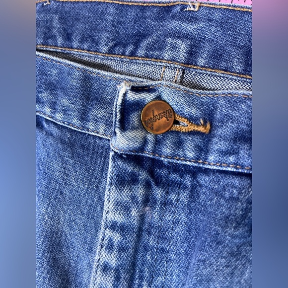 Wrangler Classic Blue Men's Cut Off Jeans sz 33 - Picture 3 of 9